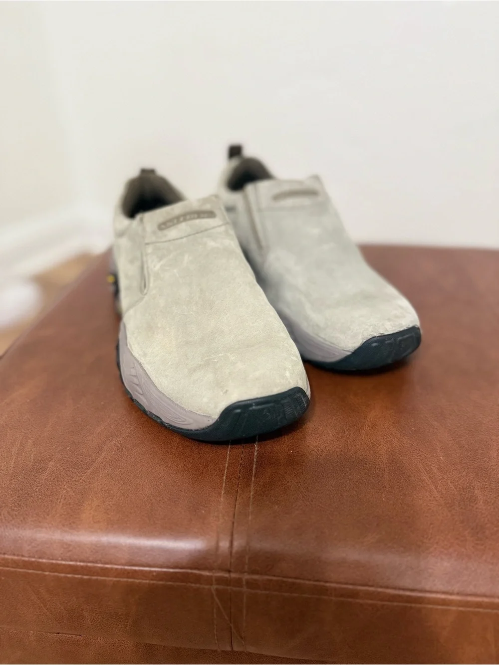 Skechers Arch Fit Maverick Leather Slip Ins 7.5